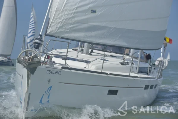 Sun Odyssey 509 - Yacht Charter Sailica
