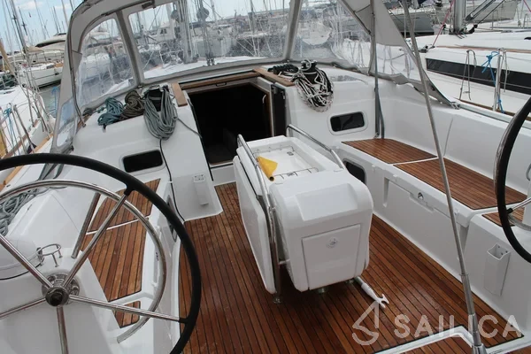 Sun Odyssey 519 - Yacht Charter Sailica