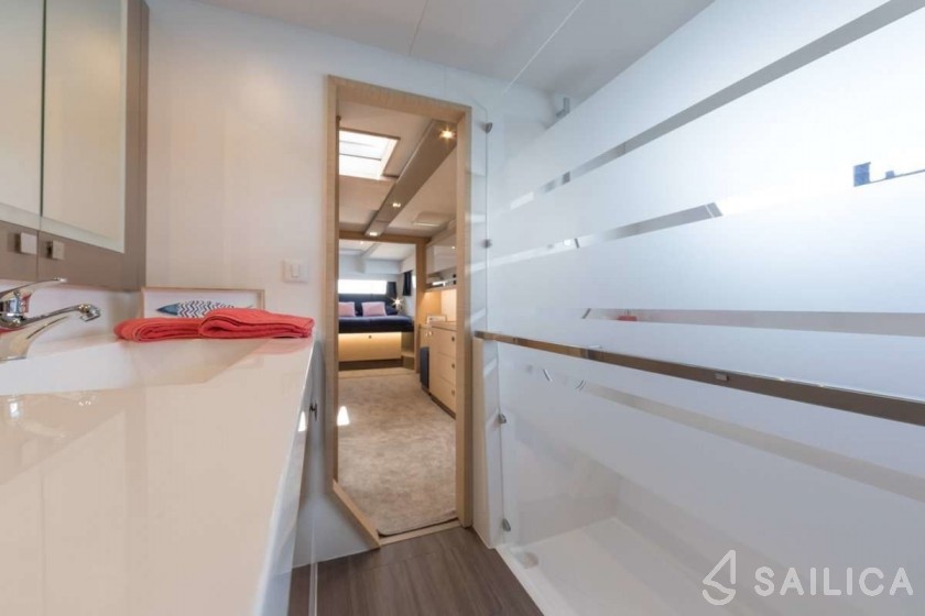 Saona 47 - Yacht Charter Sailica