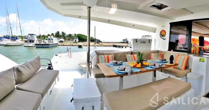 Saona 47 - Yacht Charter Sailica