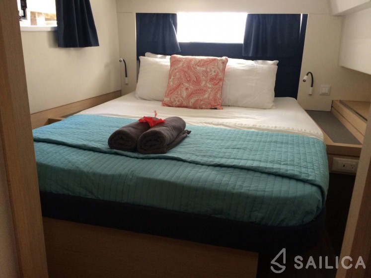 Saona 47 - Yacht Charter Sailica