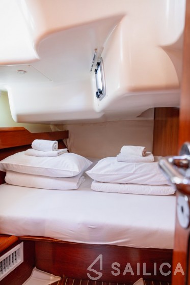 Sun Odyssey 49 - Yacht Charter Sailica