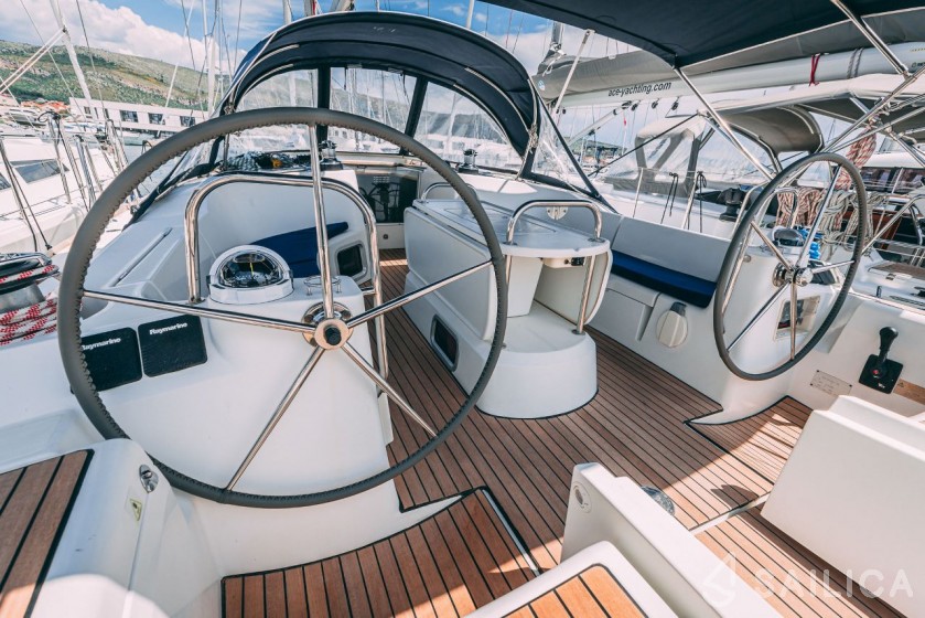 Sun Odyssey 49i - Yacht Charter Sailica