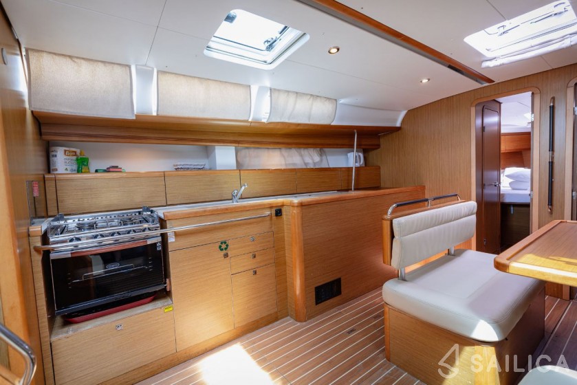 Sun Odyssey 49i - Yacht Charter Sailica