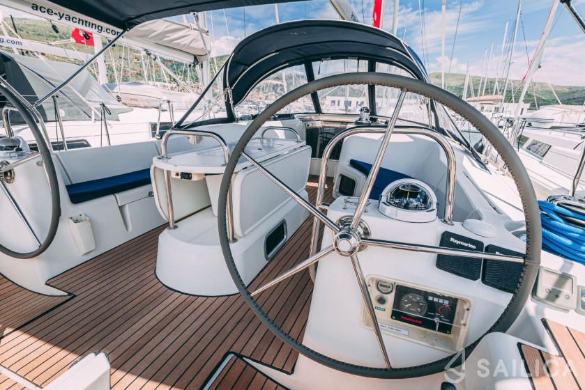 Sun Odyssey 49i - Yacht Charter Sailica