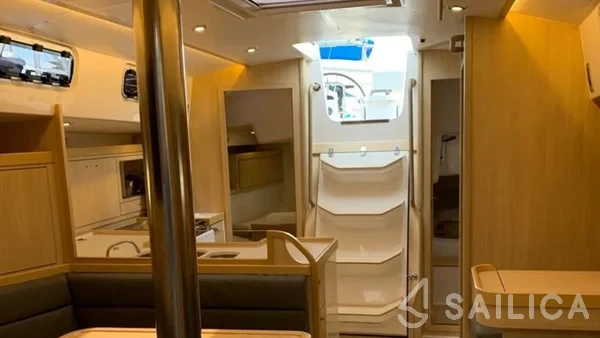 Delta 41 - Yacht Charter Sailica