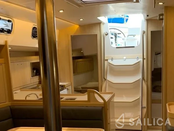 Delta 41 - Yacht Charter Sailica