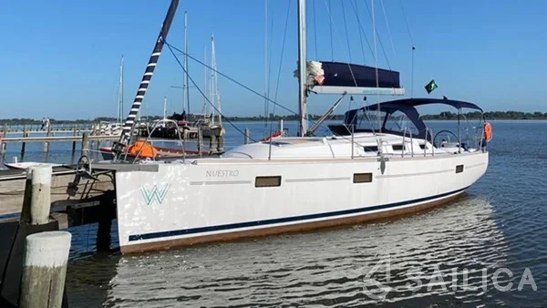 Delta 41 - Yacht Charter Sailica