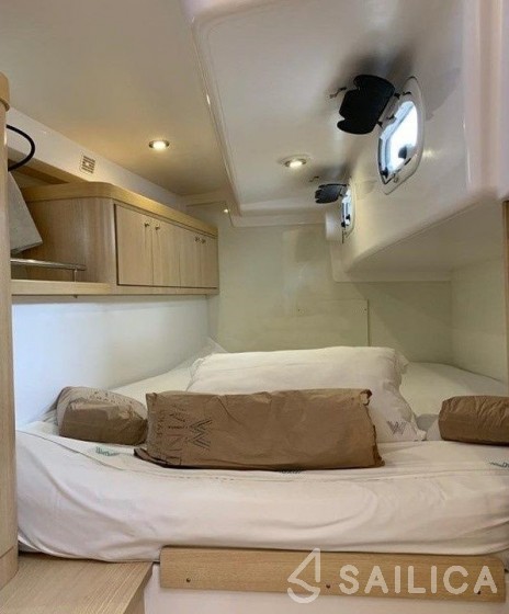 Delta 41 - Yacht Charter Sailica