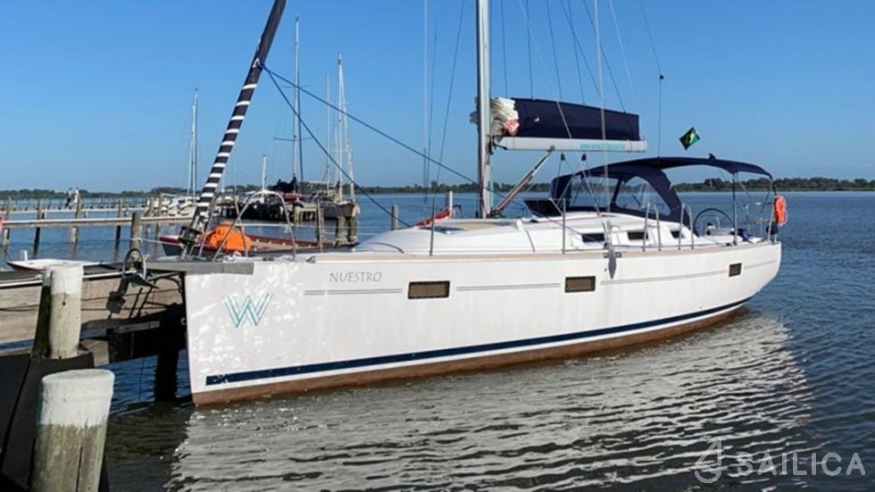 Delta 41 - Yacht Charter Sailica