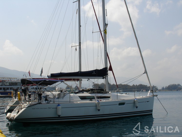 Sun Odyssey 36i - Yacht Charter Sailica