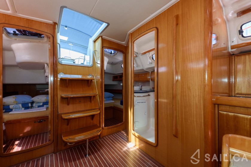 Bavaria 46 Cruiser - Yacht Charter Sailica