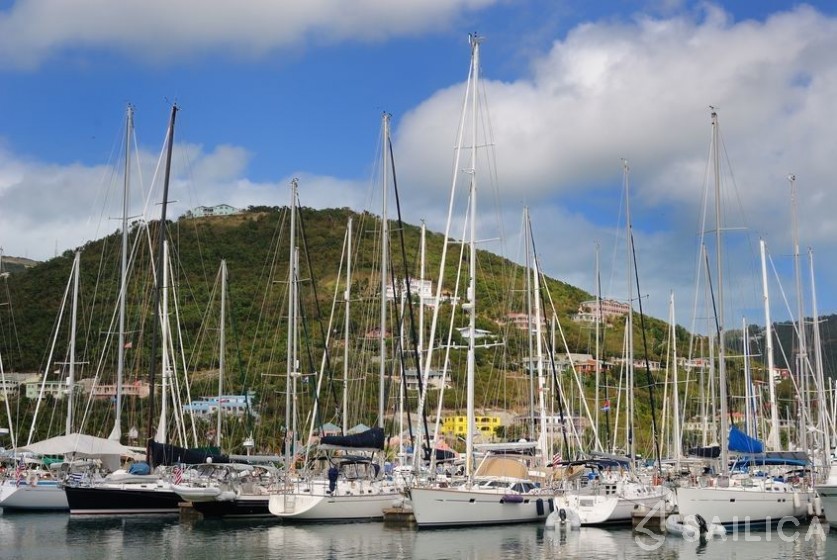 Sun Odyssey 490 - Yacht Charter Sailica