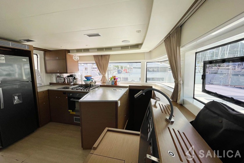 Lagoon 52F - Yacht Charter Sailica