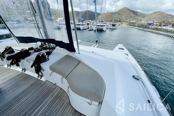 Lagoon 52F - Yacht Charter Sailica