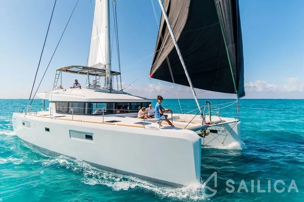 Lagoon 52F - Yacht Charter Sailica