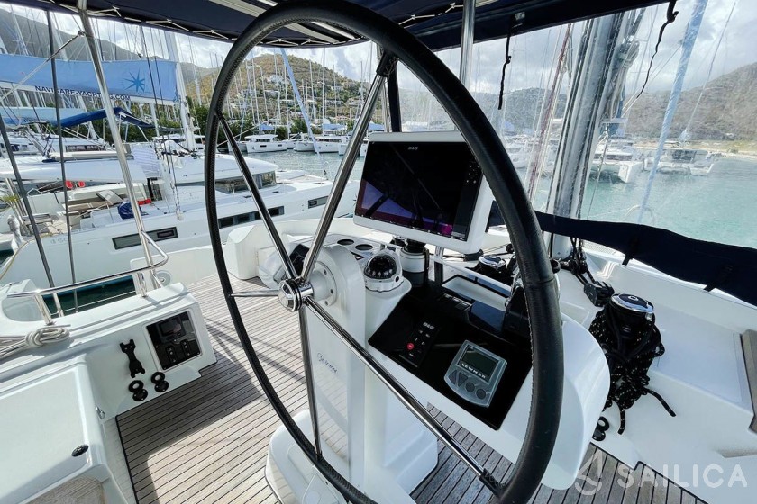Lagoon 52F - Yacht Charter Sailica