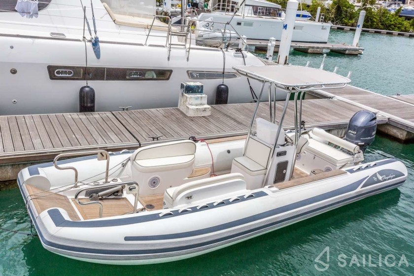 Horizon FD85 - Yacht Charter Sailica
