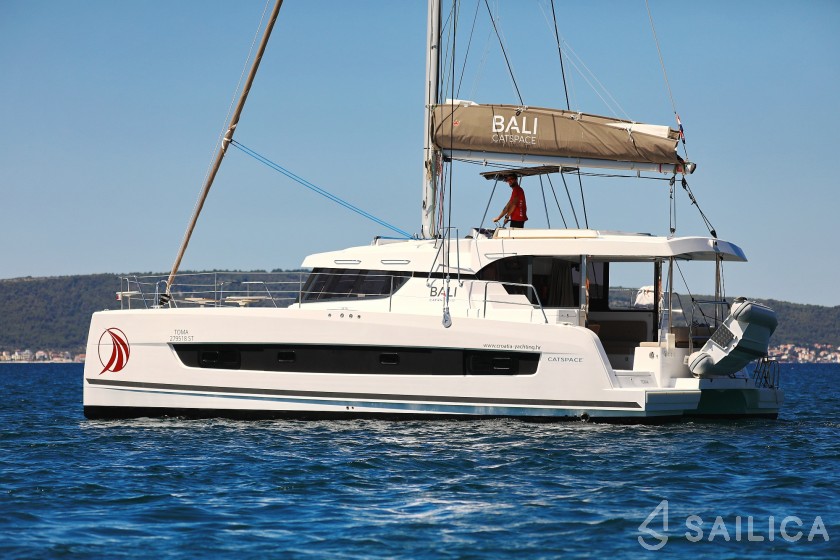 Bali Catspace - Yacht Charter Sailica