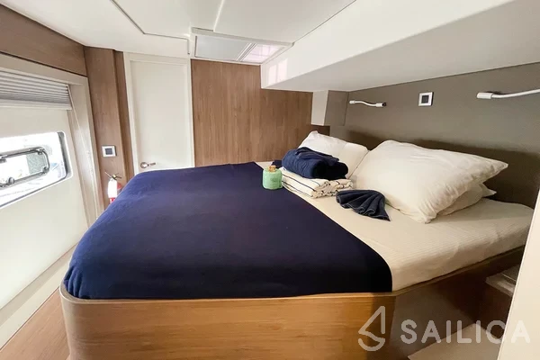 Bali 4.8  - Yacht Charter Sailica