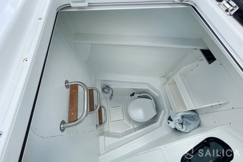 Bali 4.8  - Yacht Charter Sailica