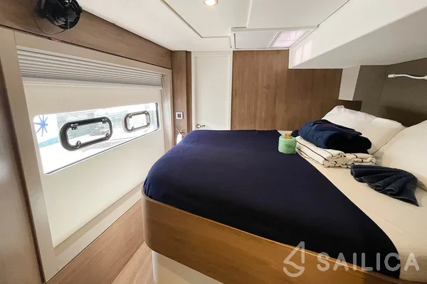 Bali 4.8  - Yacht Charter Sailica