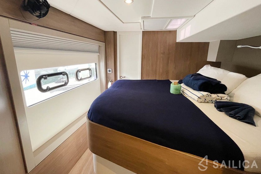 Bali 4.8  - Yacht Charter Sailica