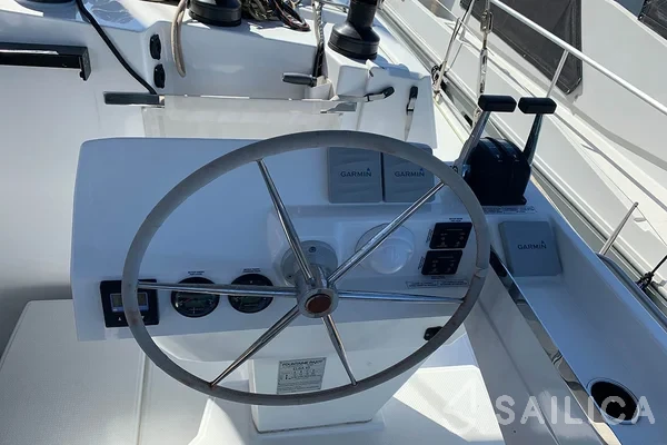 Elba 45 - Yacht Charter Sailica