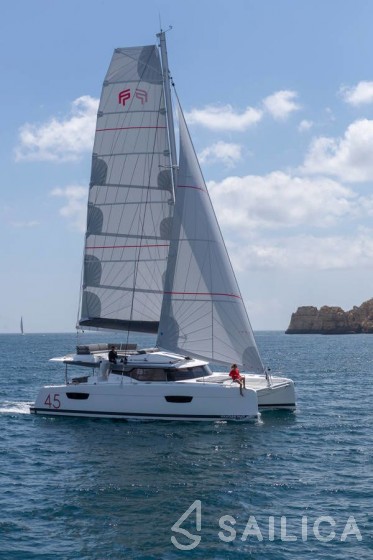 Elba 45 - Yacht Charter Sailica