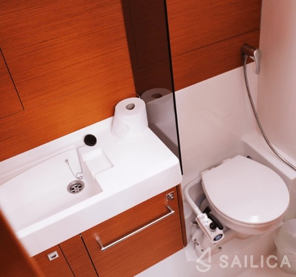 Dufour 460 - Yacht Charter Sailica