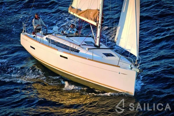Sun Odyssey 389 - Yacht Charter Sailica