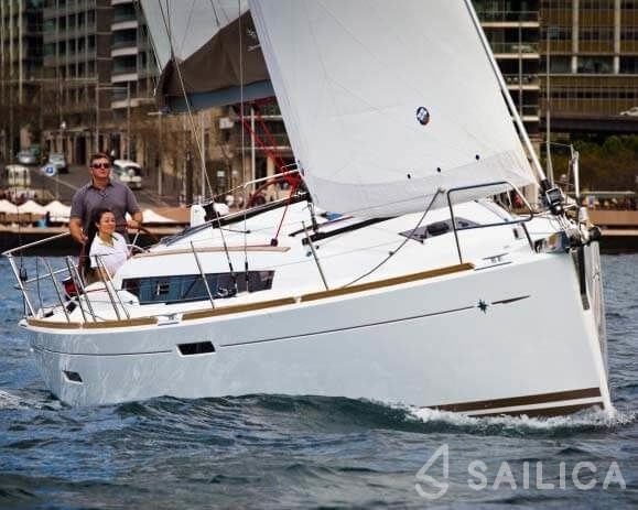 Sun Odyssey 389 - Yacht Charter Sailica