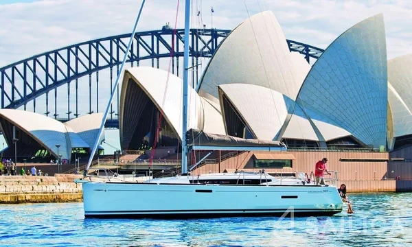 Sun Odyssey 389 - Yacht Charter Sailica