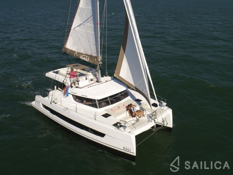 Bali Catspace - Yacht Charter Sailica