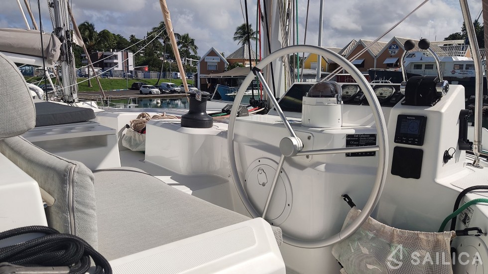 Bali Catspace - Yacht Charter Sailica