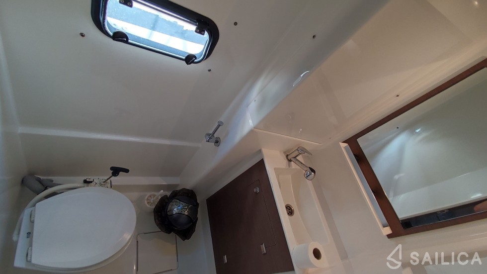 Bali Catspace - Yacht Charter Sailica
