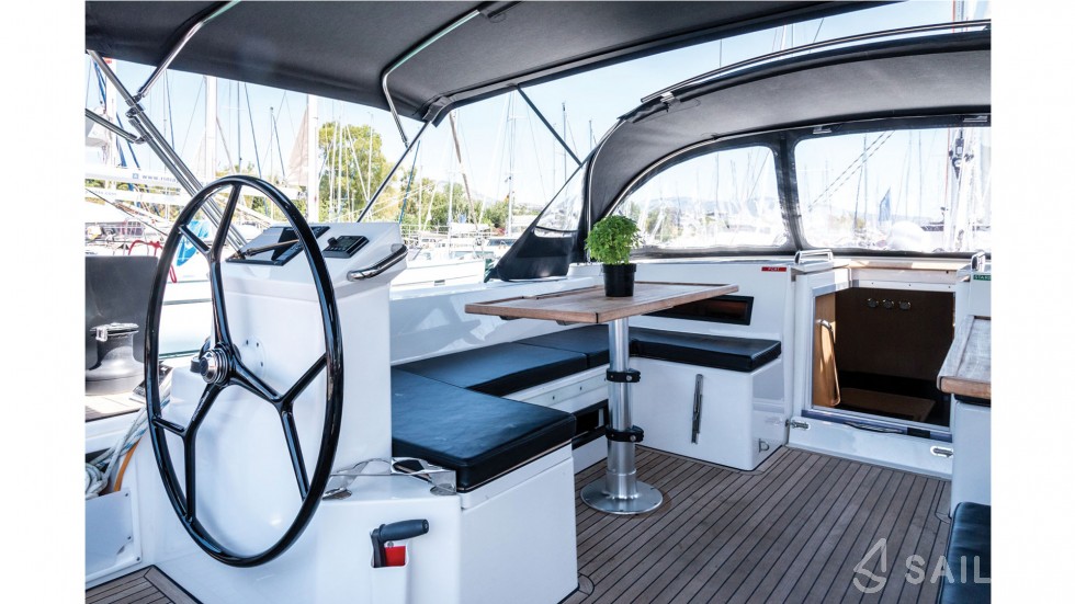 Bavaria C50 - Yacht Charter Sailica