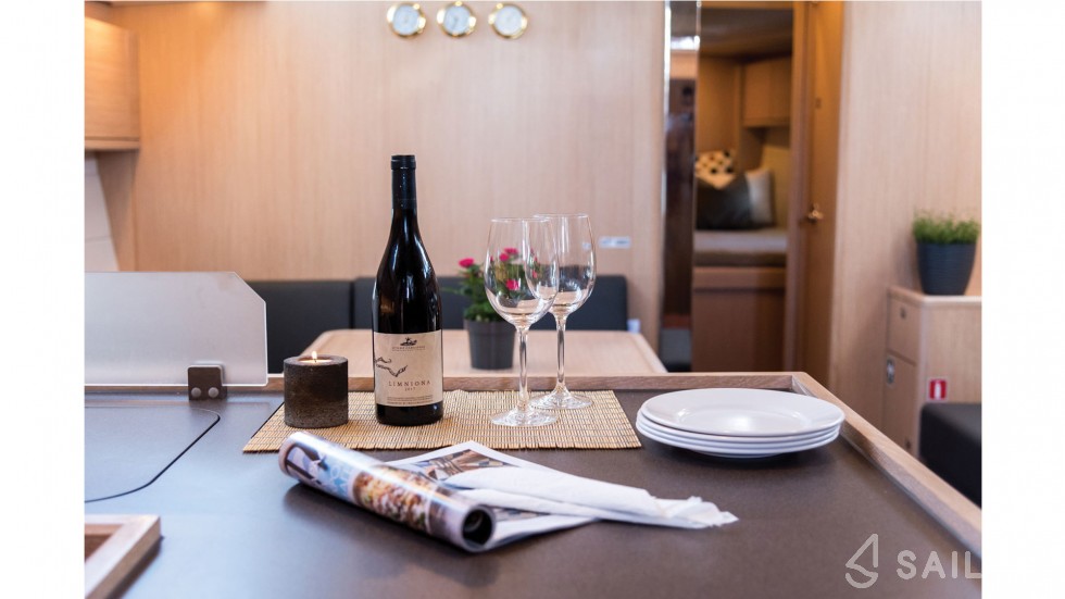 Bavaria C50 - Yacht Charter Sailica