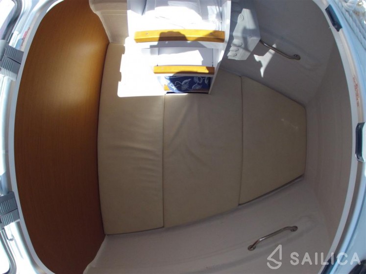 Jeanneau 53 - Yacht Charter Sailica