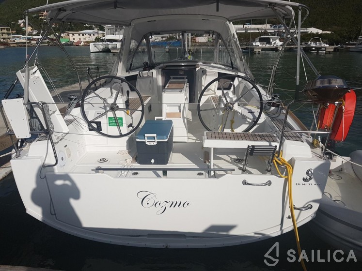 Oceanis 35.1 - Yacht Charter Sailica