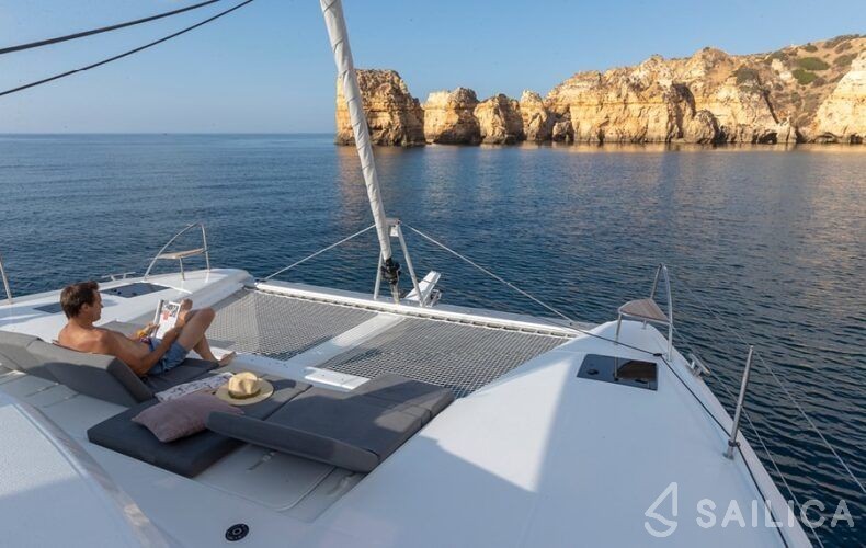 Elba 45 - Yacht Charter Sailica