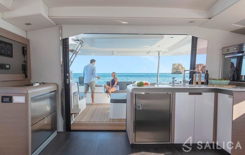 Elba 45 - Yacht Charter Sailica