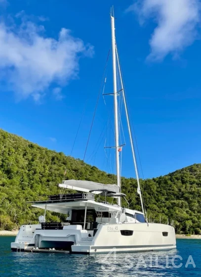 Elba 45 - Yacht Charter Sailica