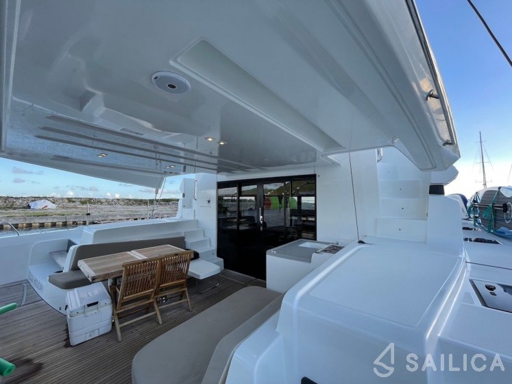 Lagoon 50 - Yacht Charter Sailica
