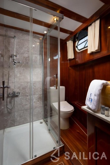 Gulet - Yacht Charter Sailica