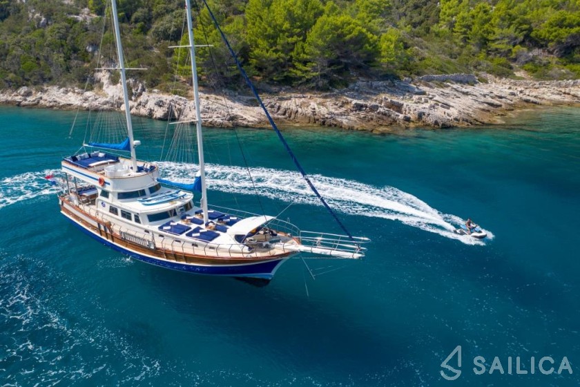 Gulet - Yacht Charter Sailica