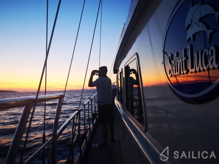 Gulet - Yacht Charter Sailica