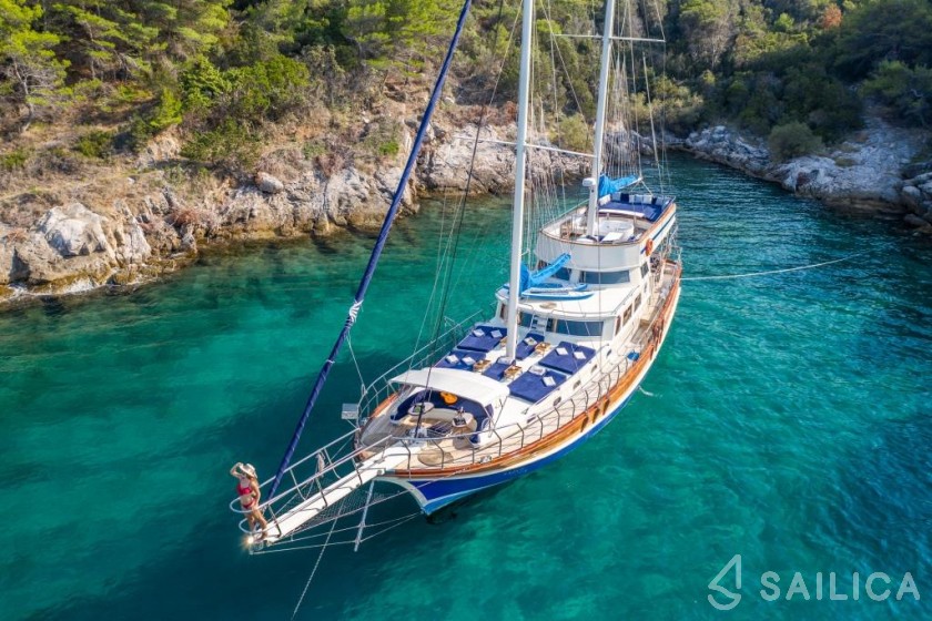 Gulet - Yacht Charter Sailica
