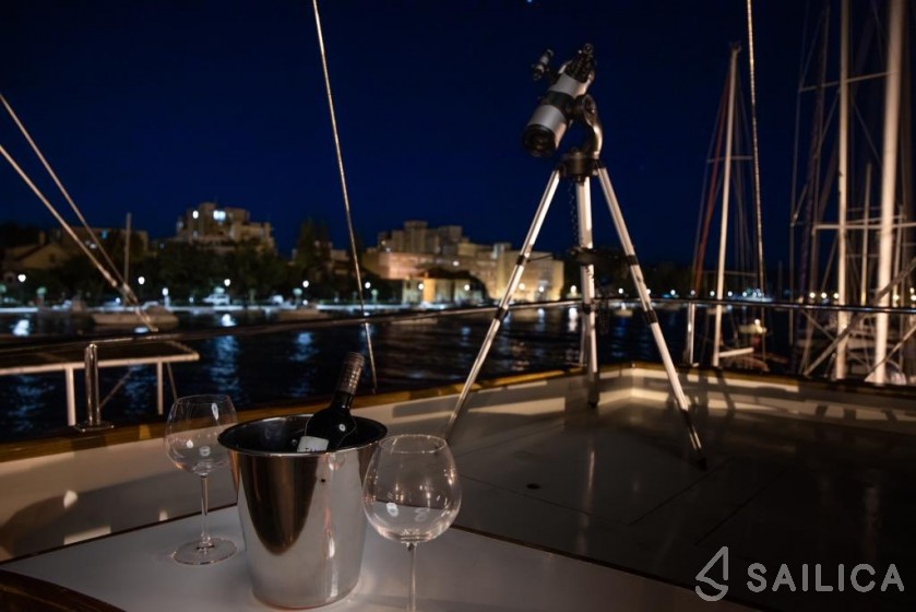 Gulet - Yacht Charter Sailica