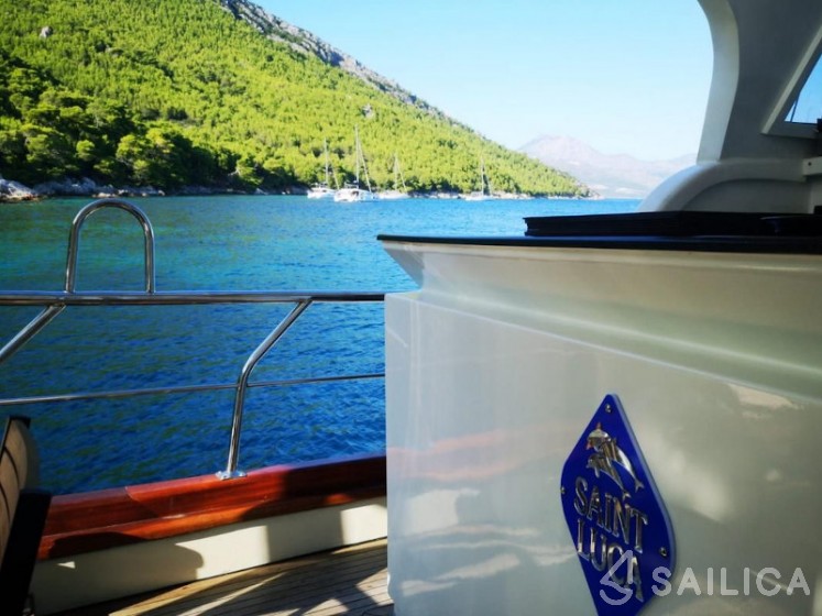 Gulet - Yacht Charter Sailica